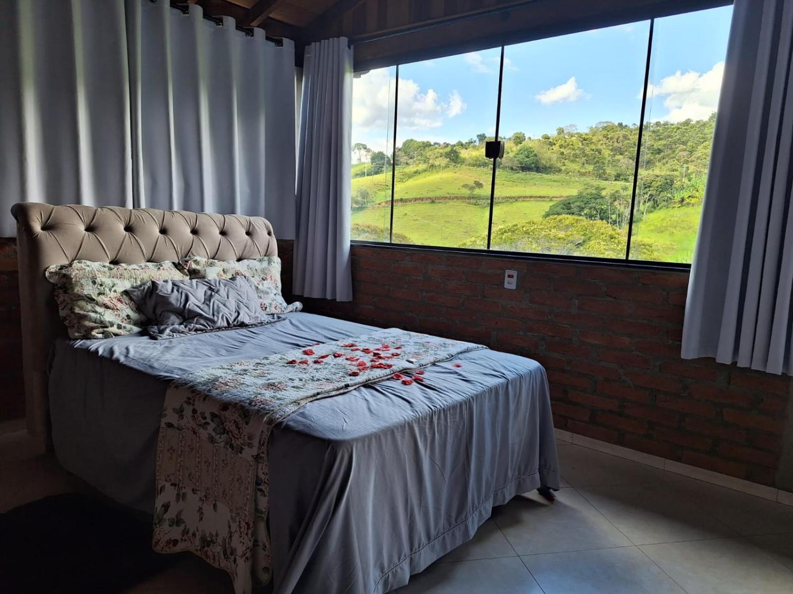 Aconchego Da Beth Villa กามันดูกายา ภายนอก รูปภาพ